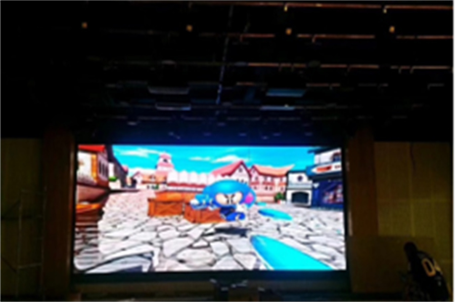 华南城中学 室内P1.875高清全彩